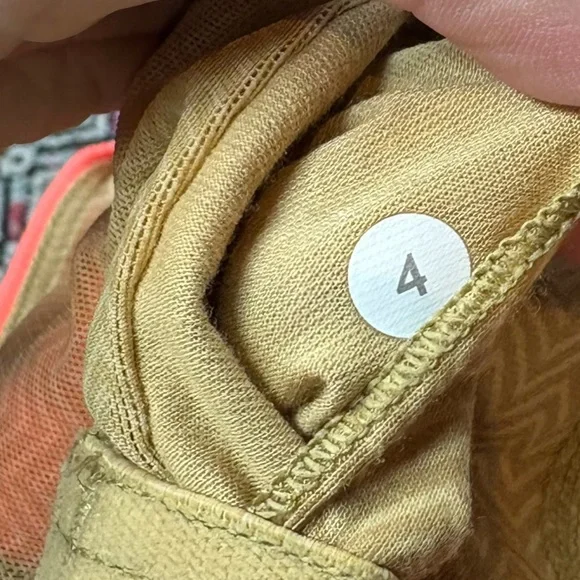 Lululemon Tank - Picture 4 of 4